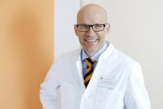 Dr. med. Holger M. Pult