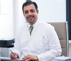 Dr. med. Afshin Moheb